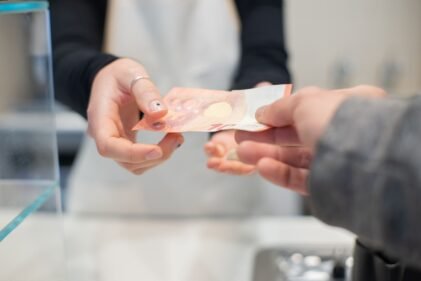 Payment of Gratuity Act, 1972: Complete Guide, Rules, Calculation and Current Legal Position 3 Payment of Gratuity Act, 1972: Complete Guide, Rules, Calculation and Current Legal Position