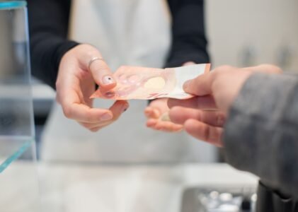 Payment of Gratuity Act, 1972: Complete Guide, Rules, Calculation and Current Legal Position