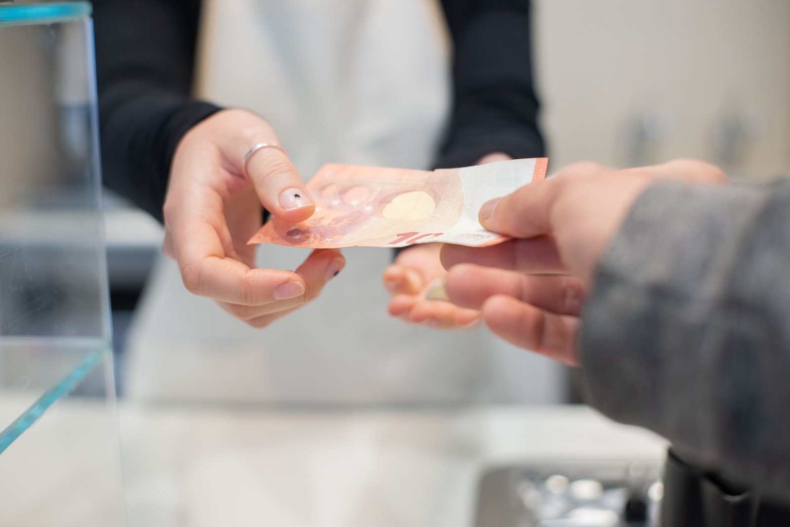 Payment of Gratuity Act, 1972: Complete Guide, Rules, Calculation and Current Legal Position